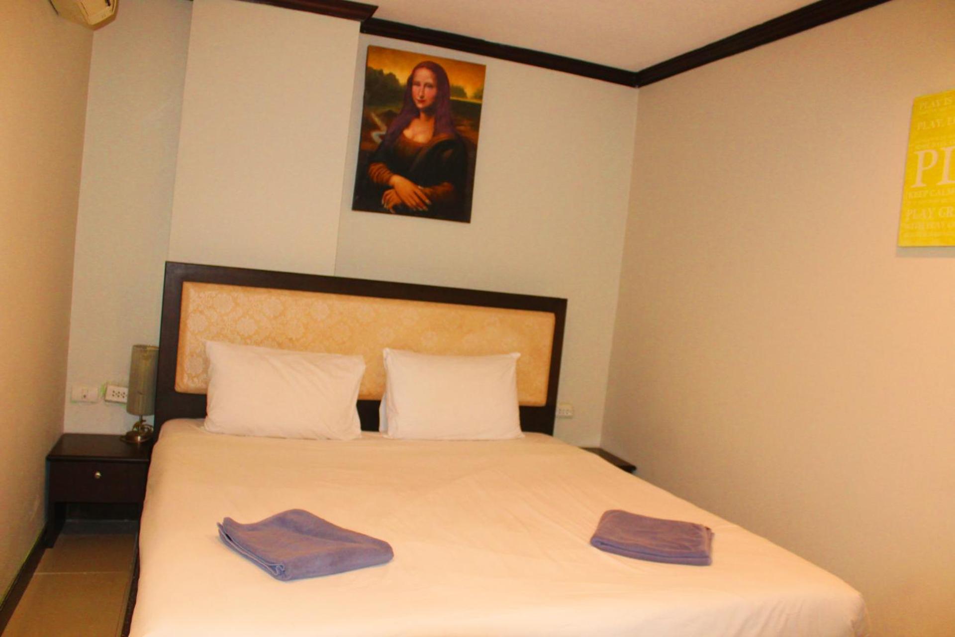 Hollywood Inn Hotel Patong ภายนอก รูปภาพ