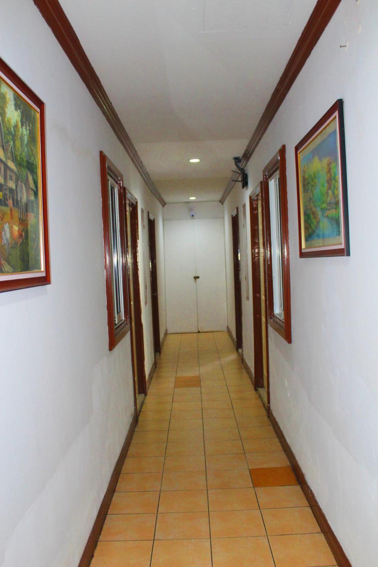 Hollywood Inn Hotel Patong ภายนอก รูปภาพ