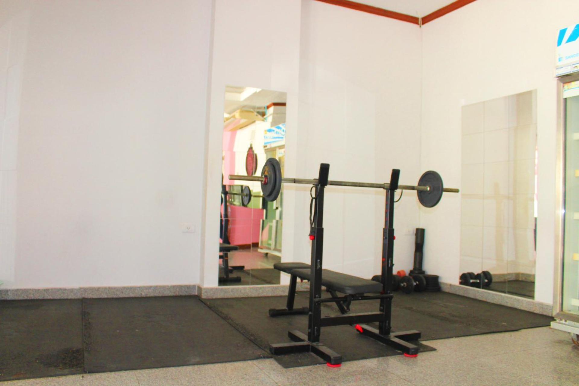 Hollywood Inn Hotel Patong ภายนอก รูปภาพ